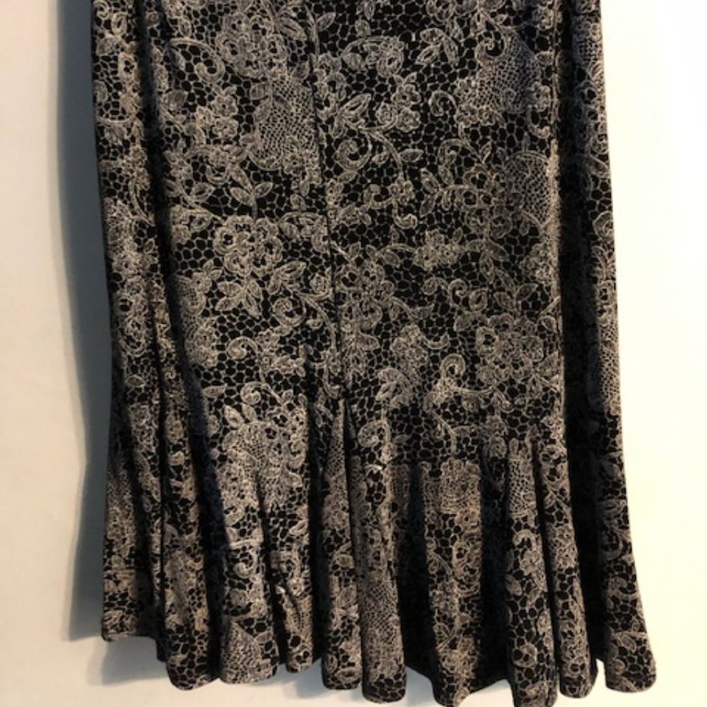 Ronni Nicole Black Patterned Midi Skirt